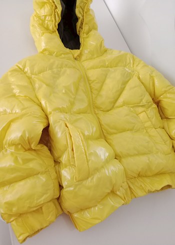 Sarı Kapüşonlu çocuk Kışlık Mont - Görsel 5