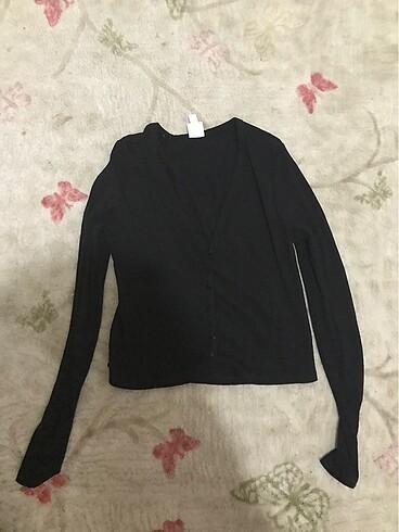 hm marka siyah hırka