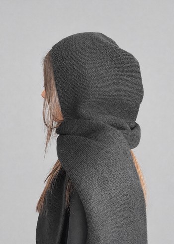 Kadın Beyaz Yün Atkı - Görsel 3