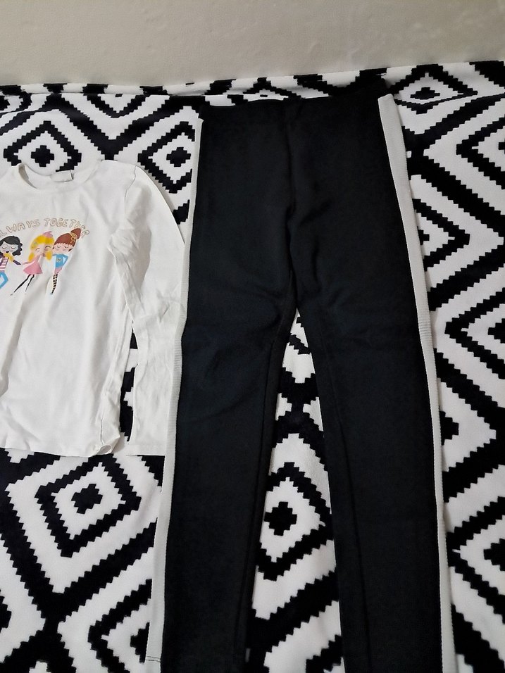 Beyaz Baskılı Uzun Kollu Kız Tişörtü ve tayt - Görsel 2