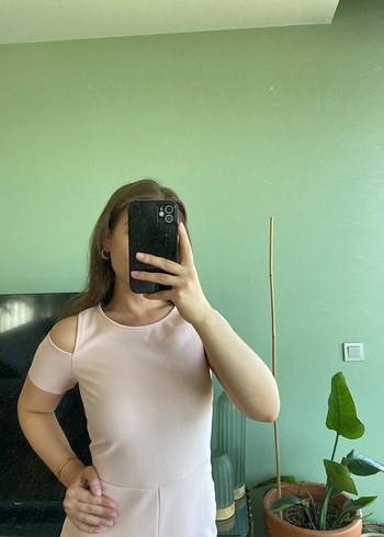 Pembe Kısa Kollu Kadın Tulum - Görsel 3