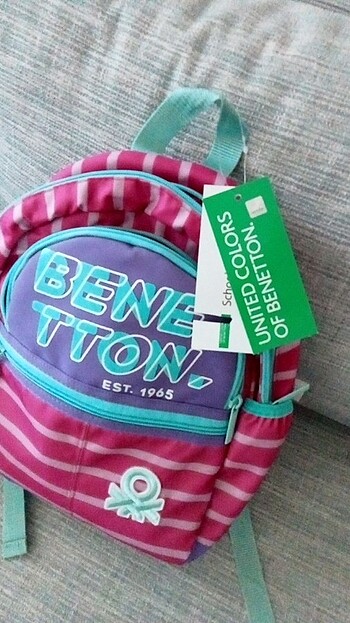  BENETTON OKUL ÇANTASİ