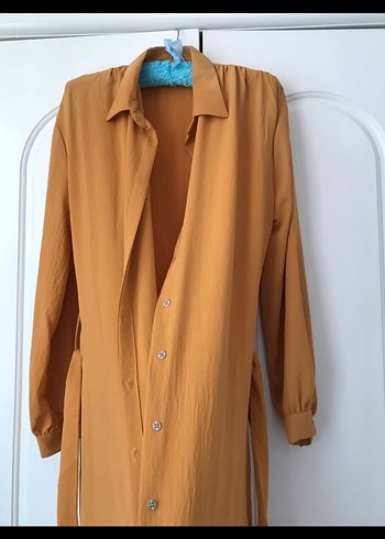 Hardal sarısı komple düğmeli kemerli elbise - Görsel 3