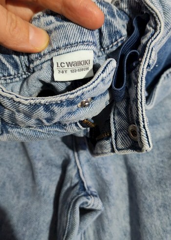 Nakışlı Düğmeli Kız Kot Pantolon - Görsel 3