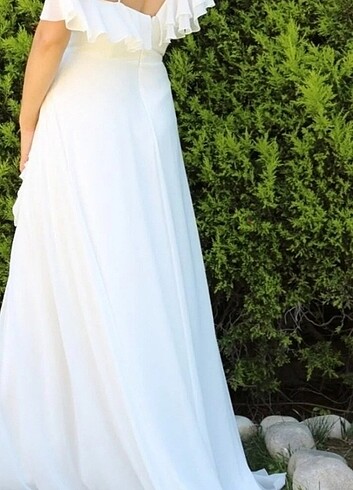 m Beden Beyaz elbise ( gelinlik- nikah elbisesi)