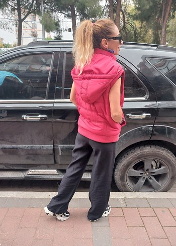 Pembe Kemerli Kadın Şişme Yelek - Görsel 2