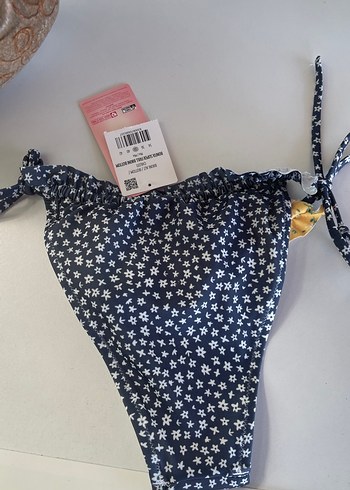 38 Beden Penti Çiçek Desenli Bohem Kadın Bikini Altı