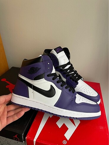 Nike Air Jordan 1 Retro High OG Court Purple