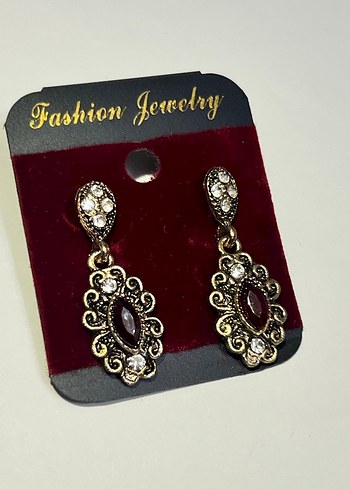 Bordo Kırmızı Gotik Vintage Küpe