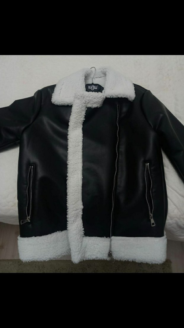 Kürk Detaylı Siyah Deri Mini Biker Ceket - Görsel 3