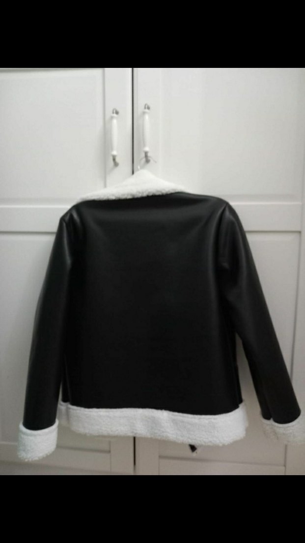 Kürk Detaylı Siyah Deri Mini Biker Ceket - Görsel 2