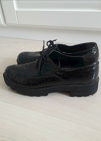 Siyah Yılan Desenli kadın Klasik Ayakkabı - Görsel 2