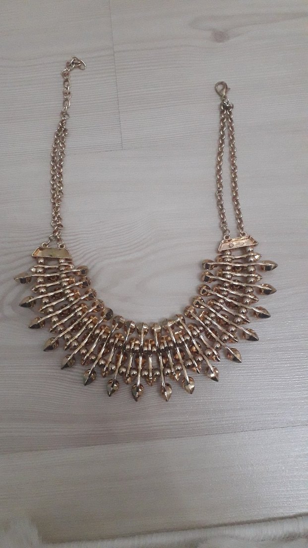 Uzun Parlak Altın Kadın Kolye - Görsel 2