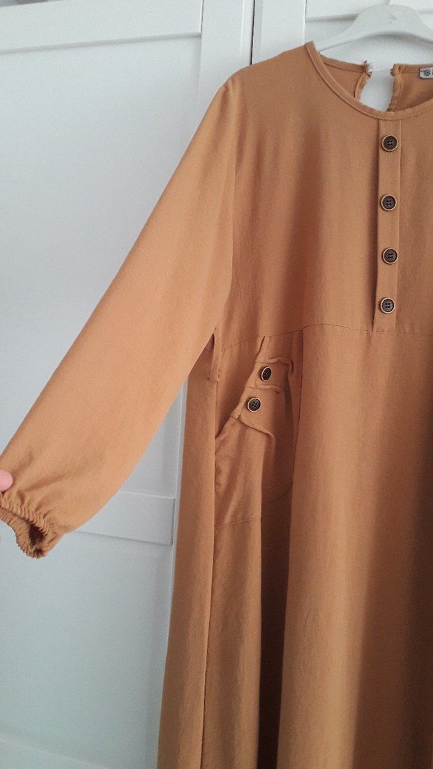 Düğmeli Bej Uzun Keten Elbise - Görsel 3