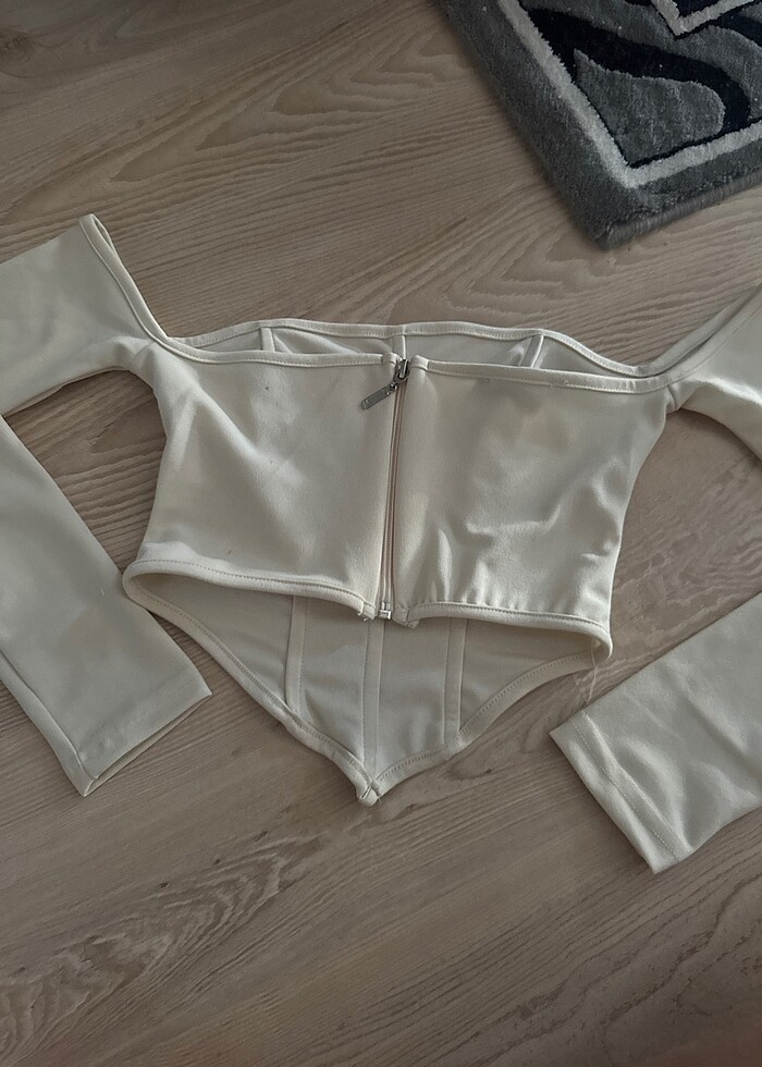 Korseli crop - Görsel 4