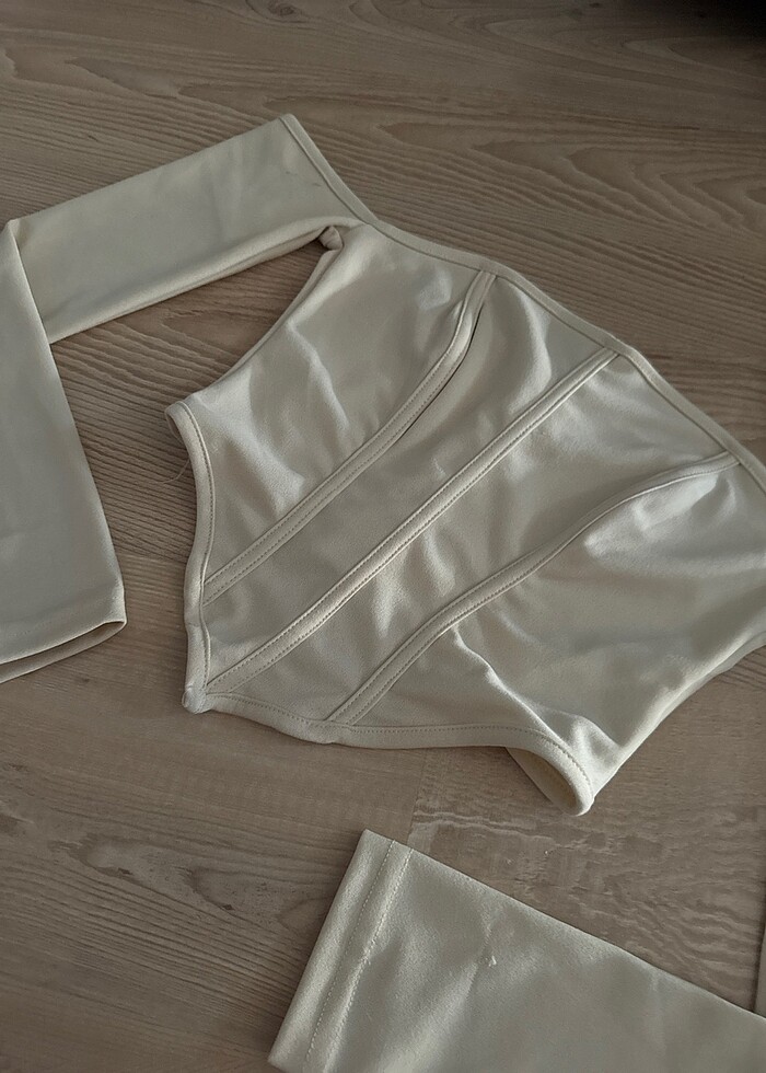 Korseli crop - Görsel 2