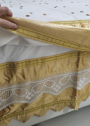 Beyaz dantel ve taş işlemeli pike takımı - Görsel 4