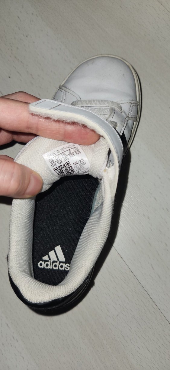 Erkek Çocuk Beyaz Adidas Cırtlı Spor Ayakkabı - Görsel 4