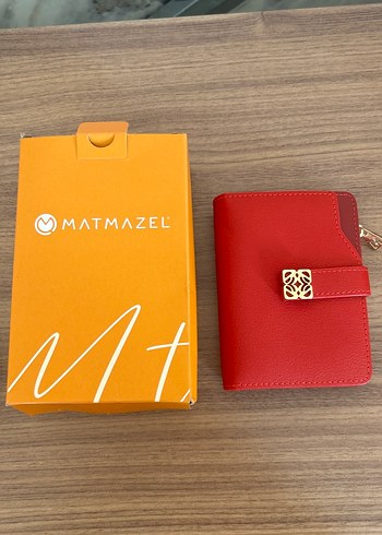 Matmazel Kirmizi Matmazel Fermuarli Kadin Cuzdani