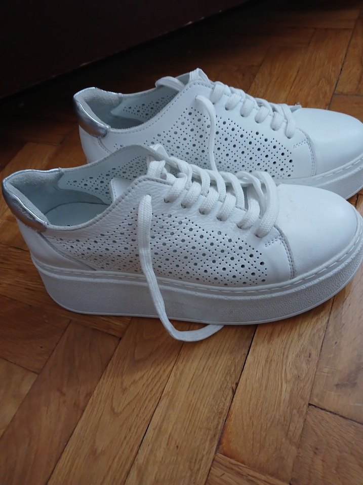 Derimod yeni 38 beden sneaker - Görsel 2