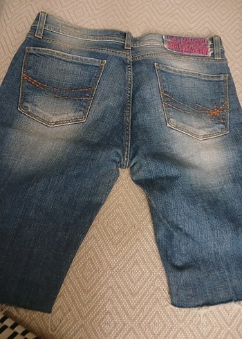 Colins Boncuk Detaylı Mavi Denim Şort - Görsel 5