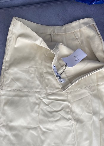 Drapeli Midi Beyaz Kadın Etek - Görsel 2