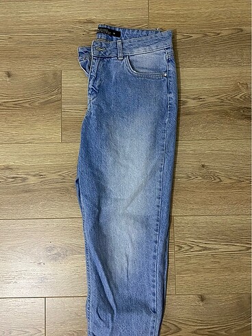 36 Beden mom jean