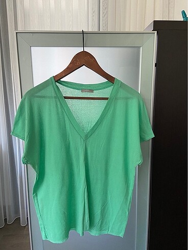 Zara V yaka blüz