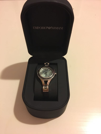 diğer Beden Armani saat