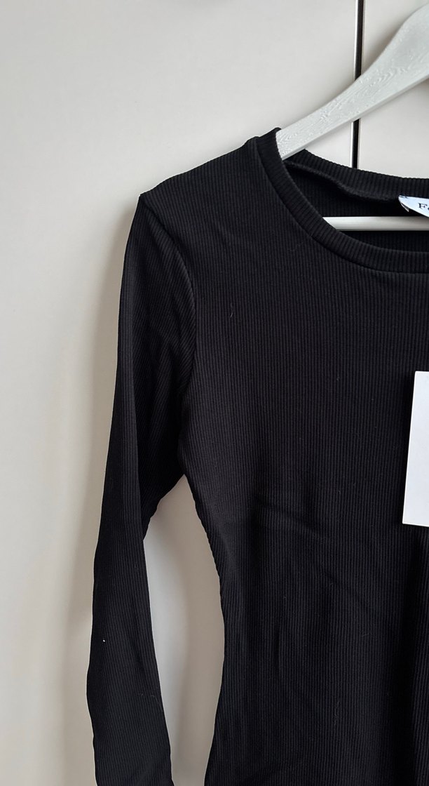 Siyah Uzun Kollu Dar Kesim Uzun Elbise - Görsel 2