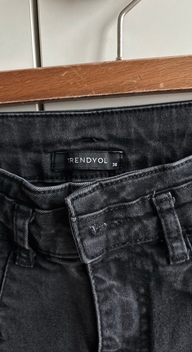 Siyah Regular Fit Midi Kadın Denim Pantolon - Görsel 2