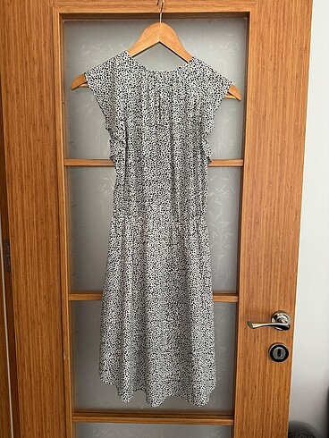 H&M H&M markalı elbise