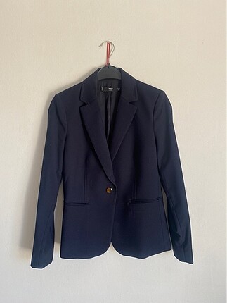 Laci Blazer