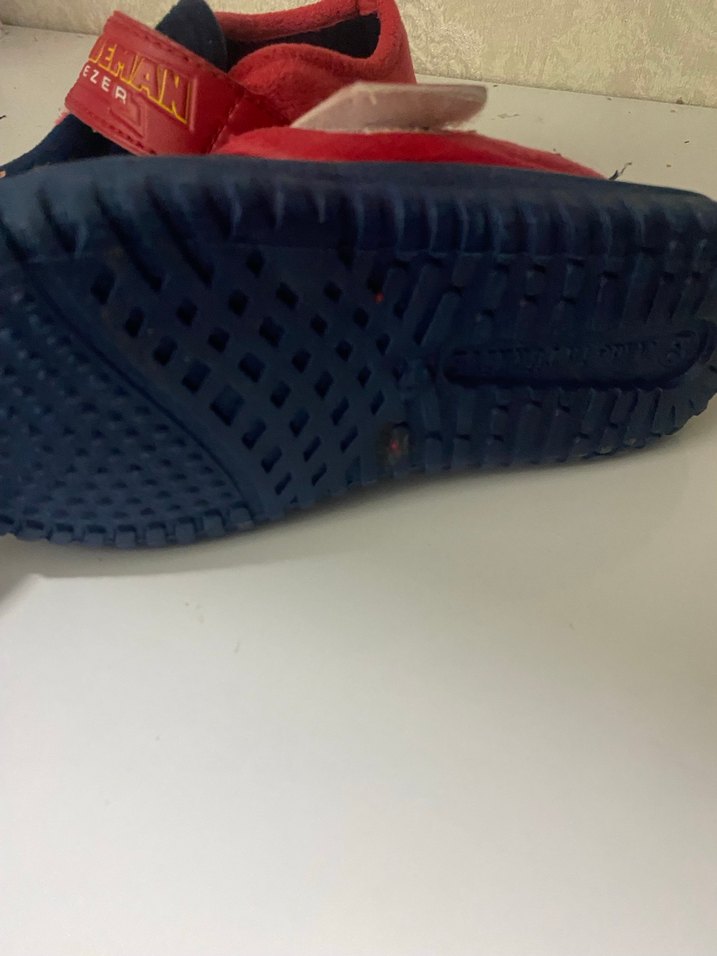 Erkek Çocuk Renkli Kaydırmaz Terlik - Görsel 3