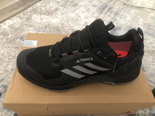 Adidas terrex goratex
