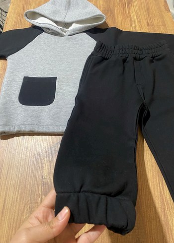 Gri Siyah Kapüşonlu Erkek Çocuk Eşofman Takımı - Görsel 2