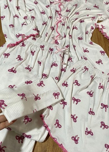 Nakışlı Beyaz Mini Kadın Pijama Takımı - Görsel 6