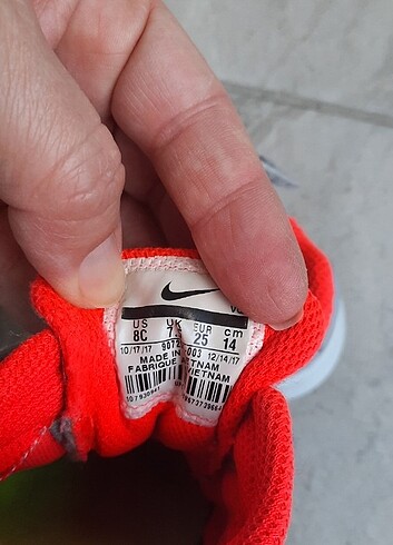25 Beden gri Renk Nike orijinal 25 no