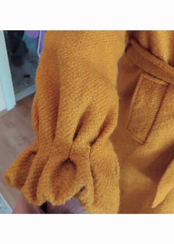 Bej Midi Kemerli Kadın Kaban - Görsel 3