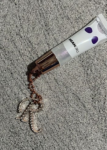 revolution mean girls lip gloss - Görsel 5