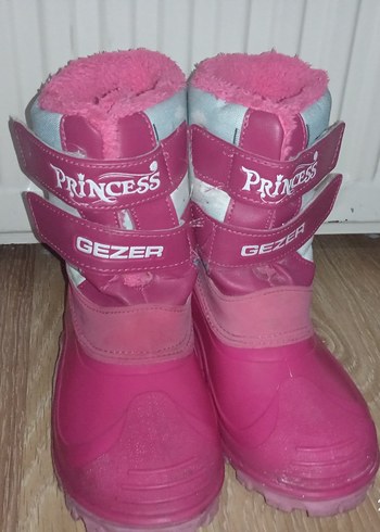 33 Beden Pembe Kız Çocuk Prenses Kar Botu