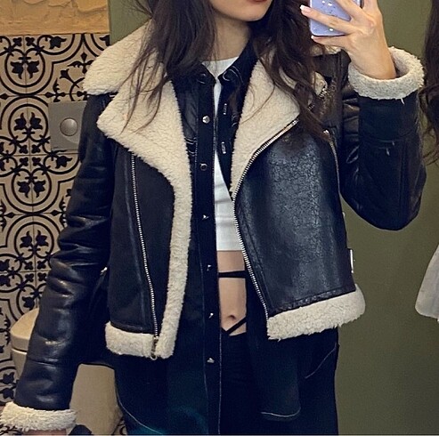 Bershka mont