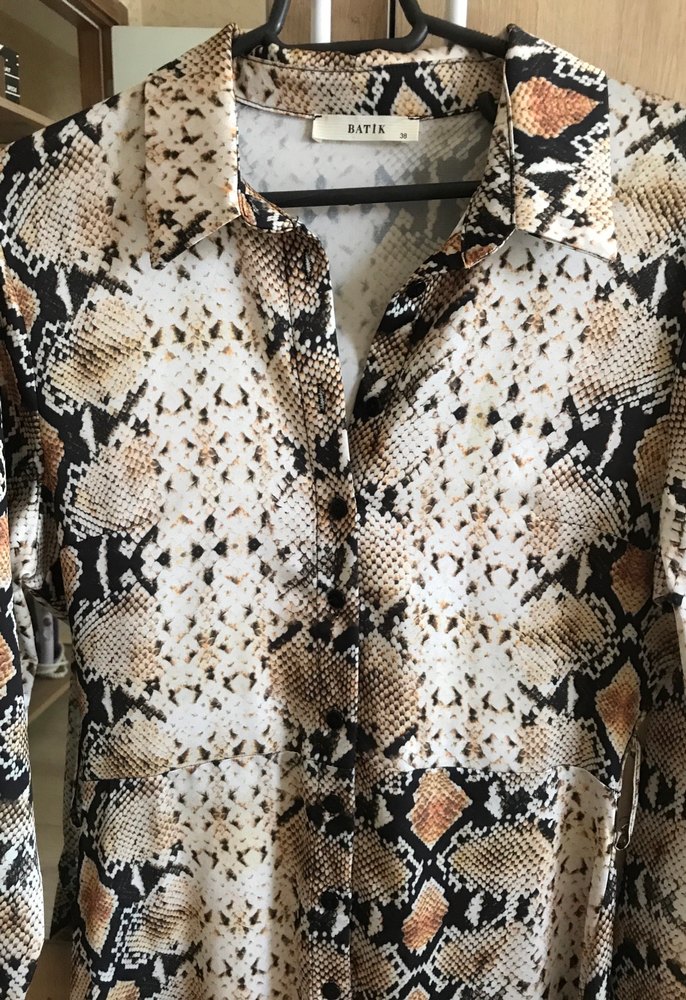 Düğmeli Yılan Desenli Uzun Kadın Elbise - Görsel 2