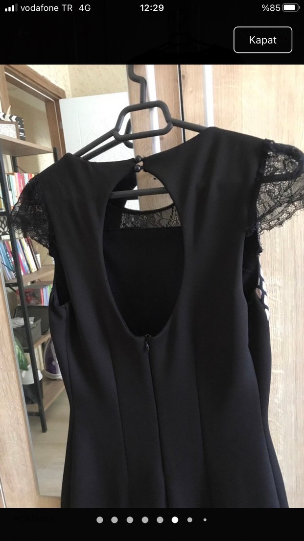 Dantel Detaylı V Yaka Midi Elbise - Görsel 4