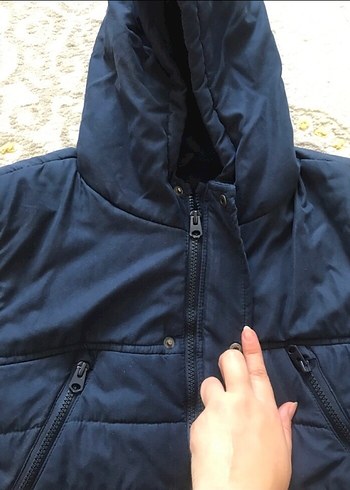 Erkek Çocuk Lacivert Kapüşonlu Mont - Görsel 3