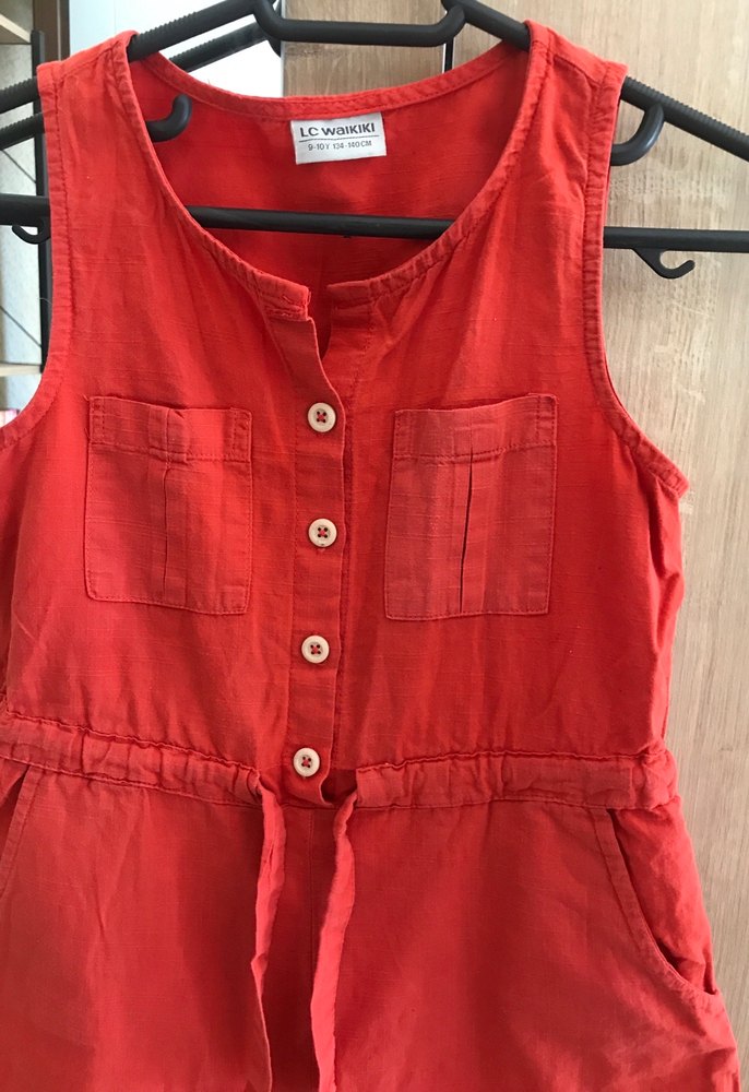 Kız Çocuk Kırmızı Keten Düğmeli Tulum - Görsel 4