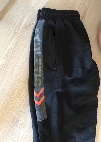 Siyah Erkek Çocuk Bol Kesim Eşofman Altı - Görsel 3