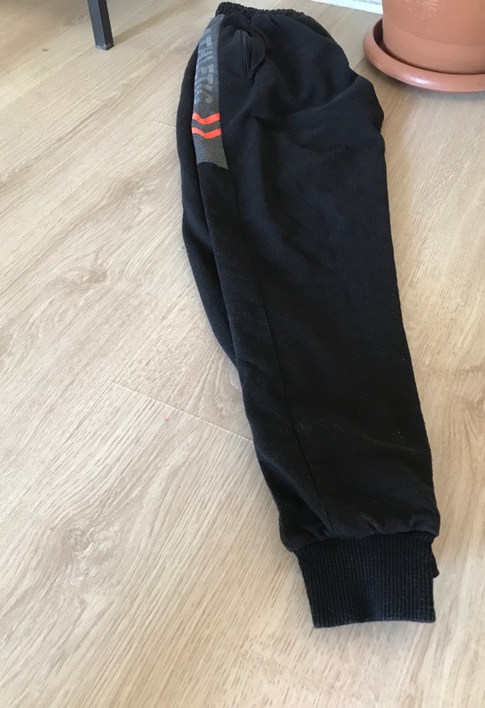 Siyah Erkek Çocuk Bol Kesim Eşofman Altı - Görsel 4