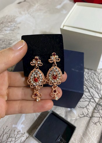 Altın Renkli Simli Midi Küpe - Görsel 3