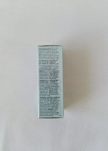 Diğer SKINCEUTICALS BLEMISH AGE YAŞLANMA KARŞITI SERUM 15ML